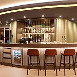 Hotell Hampton By Hilton 3*