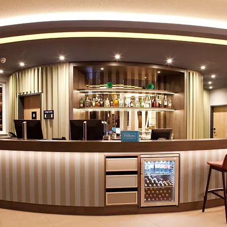 Hampton By Hilton Отель
