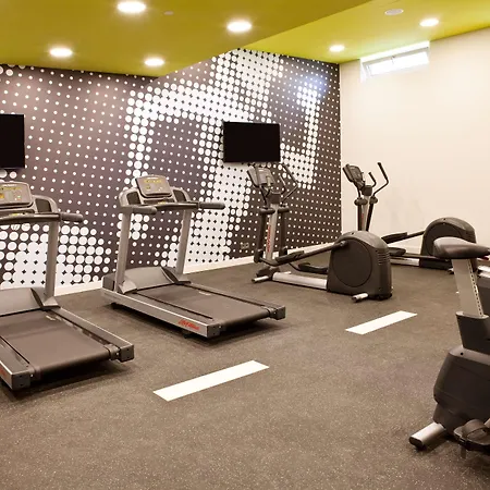 Отель Hampton By Hilton