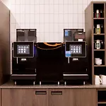 Hotel Hampton By Hilton 3*