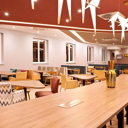 Hampton By Hilton 3* Řezno