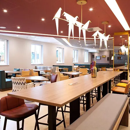 Hotel Hampton By Hilton Regensburg
