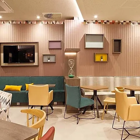 Hotell Hampton By Hilton