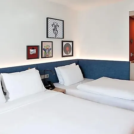 Hampton By Hilton 3* Regensburg