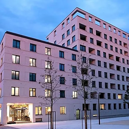 Hampton By Hilton Hotell