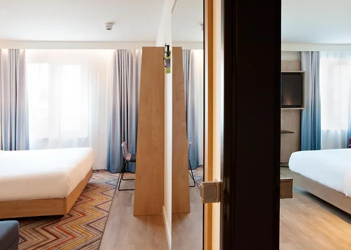Hampton By Hilton