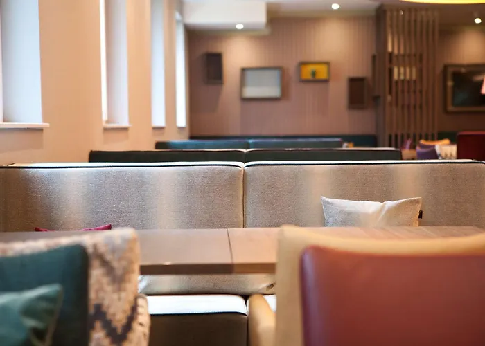 Hotel Hampton By Hilton 3*